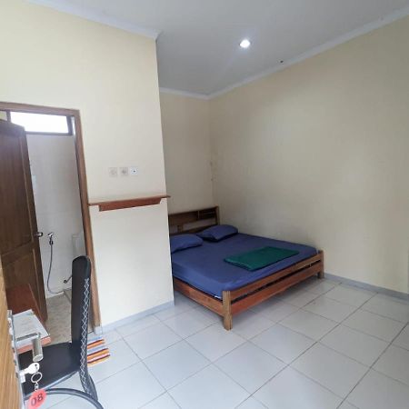 Rumah Pagar Merah Homestay 日惹 外观 照片